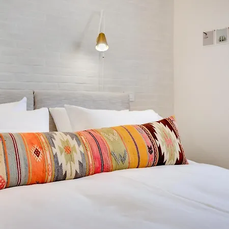 Beautiful Designer Flat Close To Pantheon Daire Roma